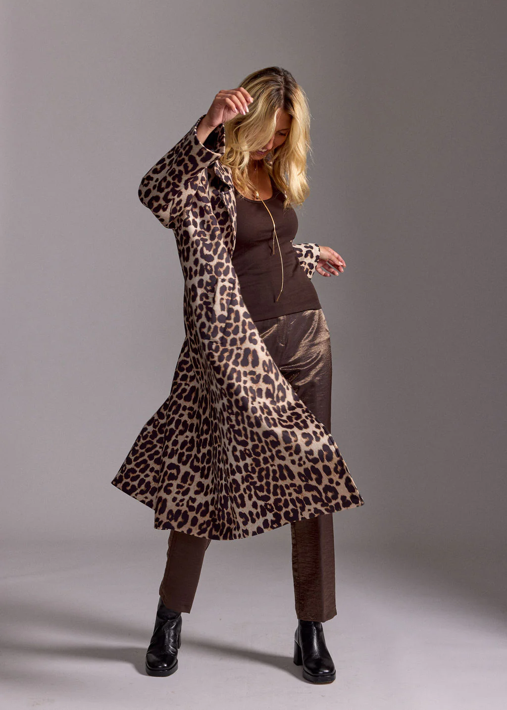 MANTEAU LONG LÉOPARD PHARELL WILD – Image 6