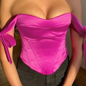Bustier en satin bardot rose