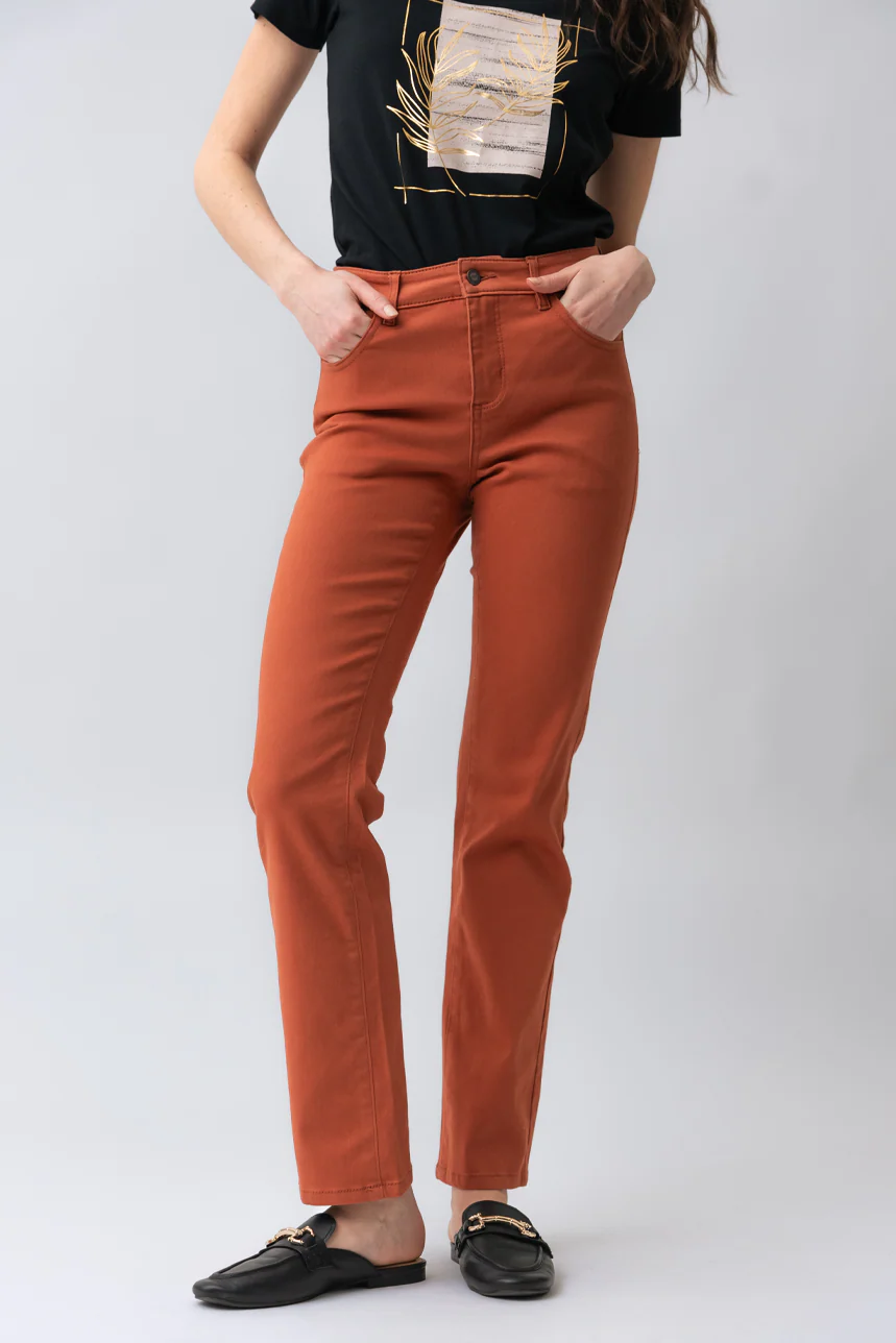 Le jeans droit sculptant de couleur – Image 2