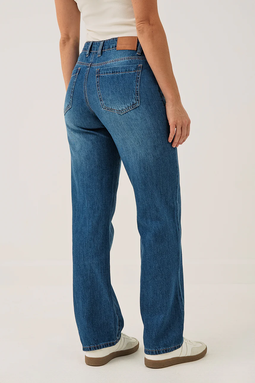 Le jeans bleu avec poches appliquées | Modèle Béa – Image 5