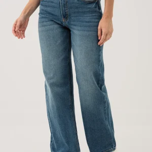 Le jeans bleu délavé à jambe large | Modèle Lily