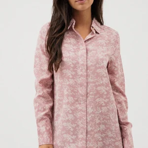 La blouse fleurie rose