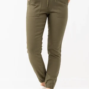 Le jeans jogger de couleur