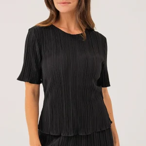 La blouse coupe t-shirt en matière plissée