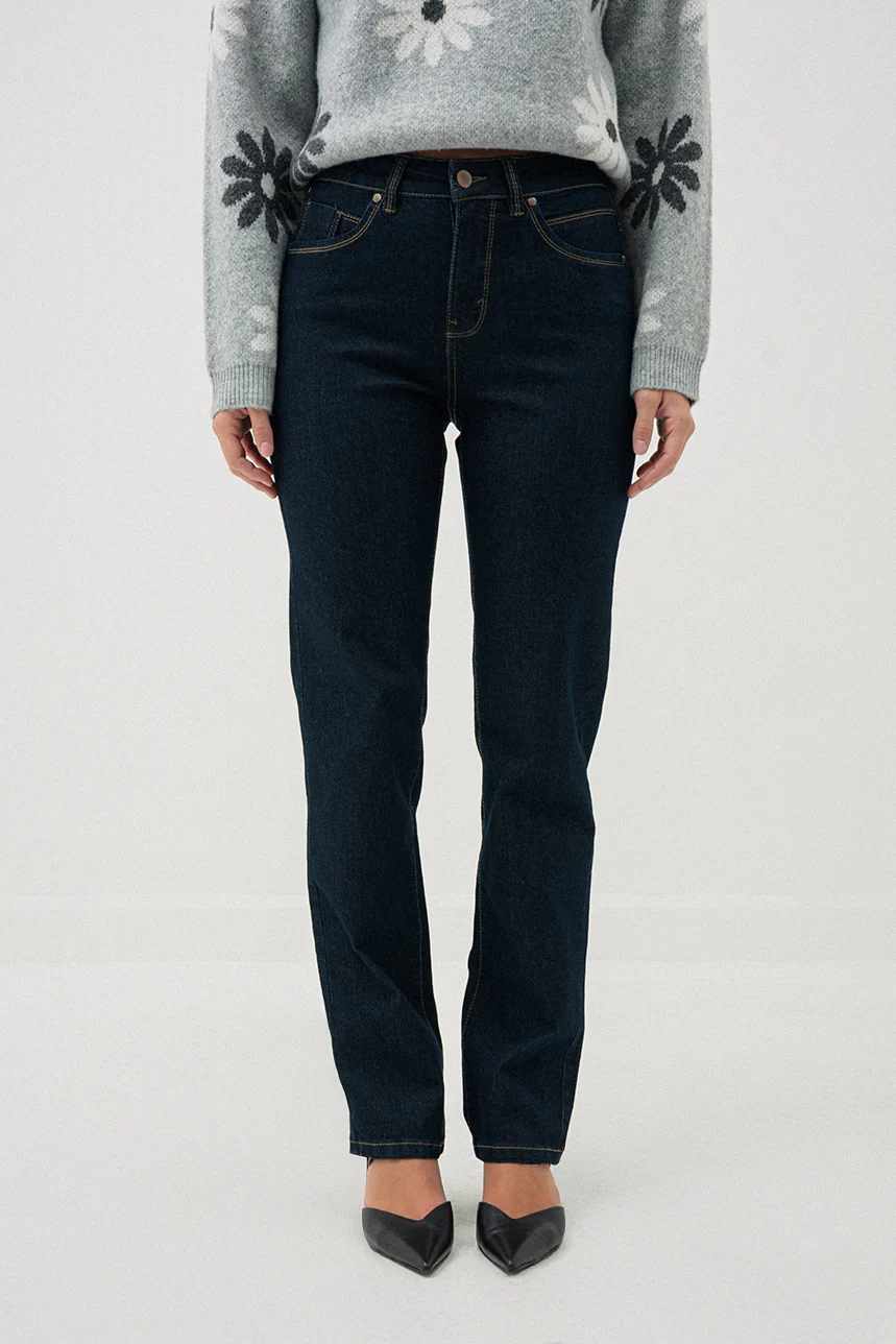 Le jeans foncé amincissant | Modèle New GIGI