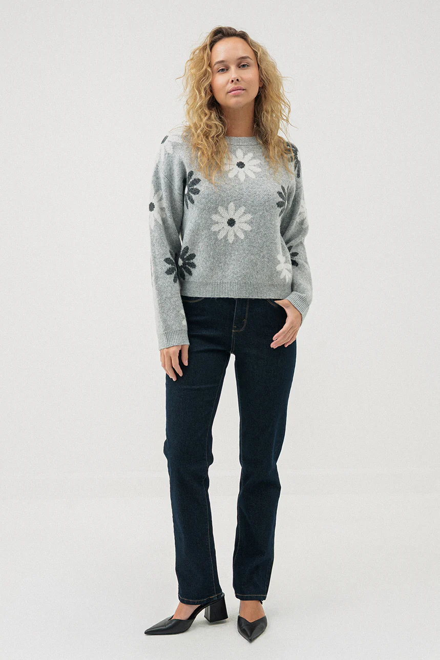 Le jeans foncé amincissant | Modèle New GIGI – Image 4