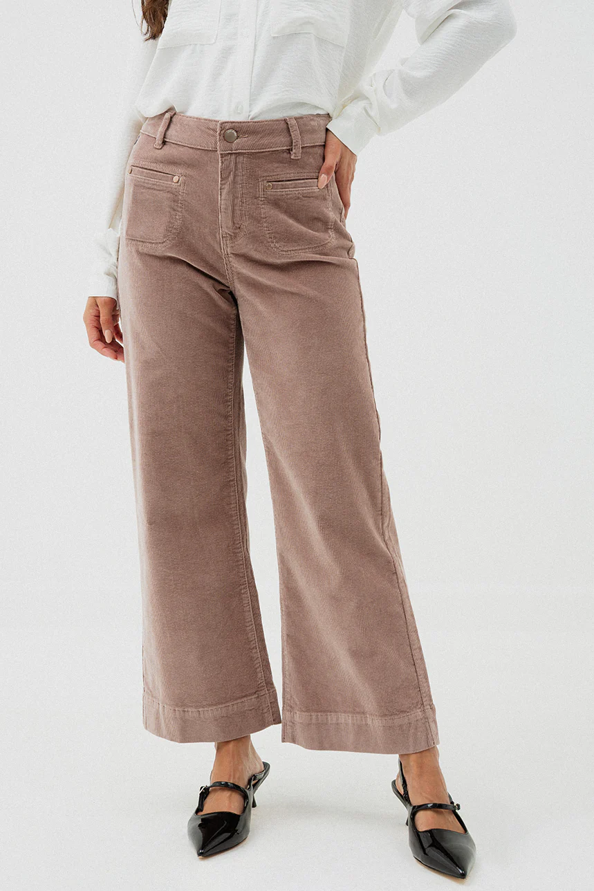 Le pantalon en velours côtelé Lois | Modèle Robie – Image 6