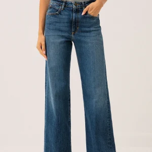 Le jeans Guess bleu medium | Modèle jambe ample