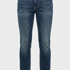 Le jeans foncé Konrad
